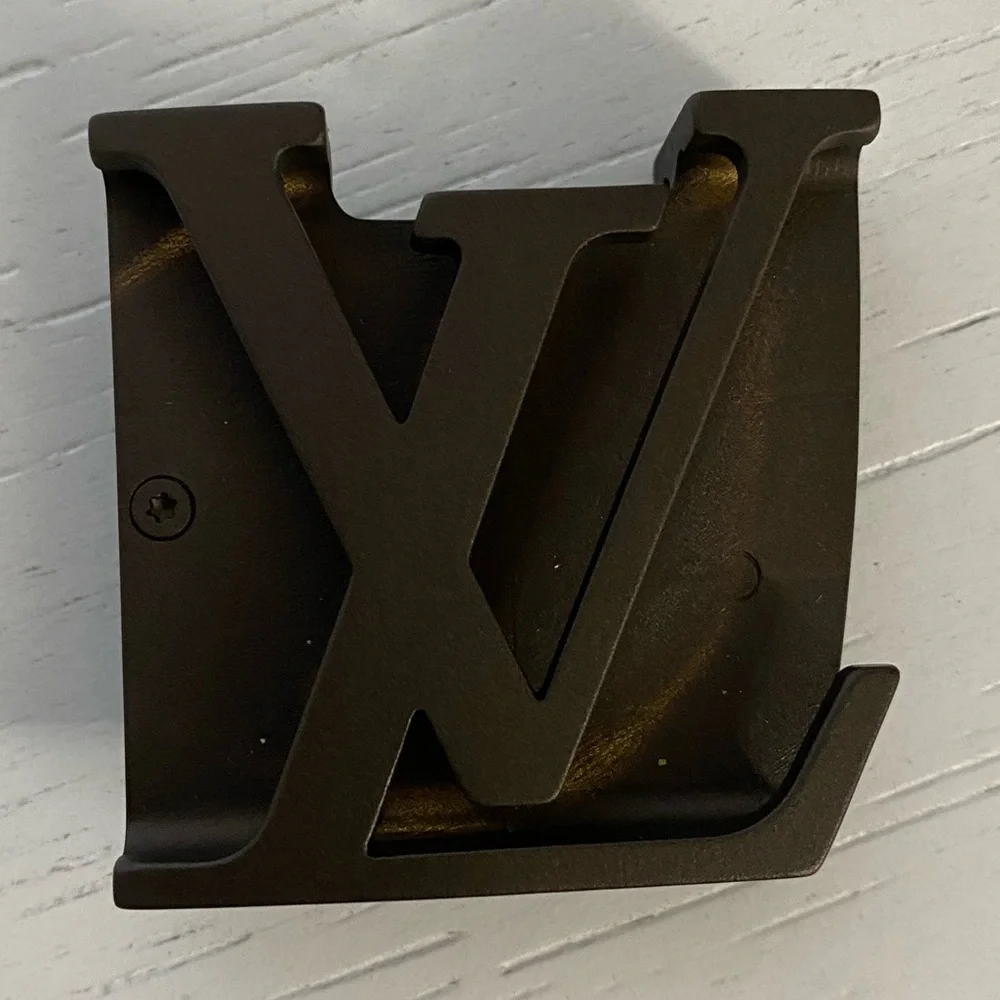 Authentic brown Louis Vuitton belt buckle - Picture 1 of 2